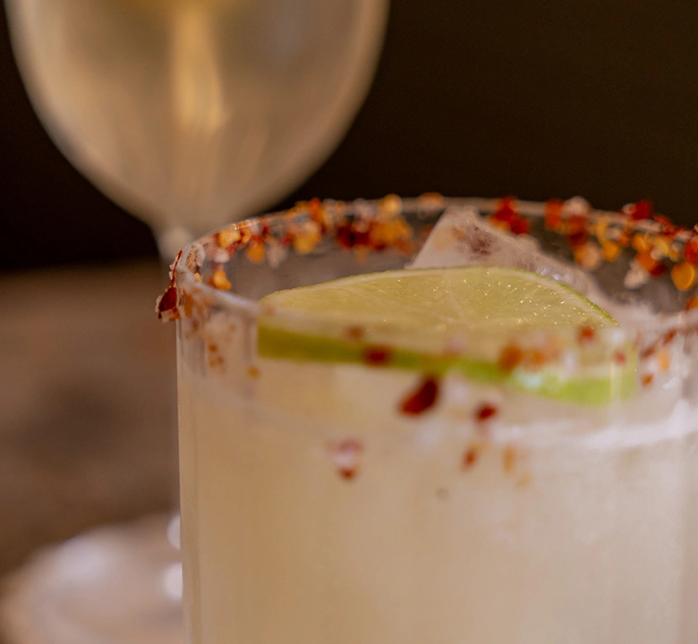 Burleigh-malibu-racquet-club-bar-cocktail