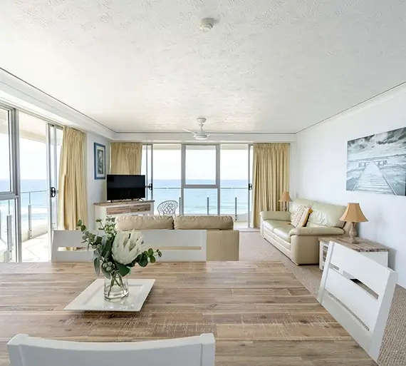 lighthouse-suite-living