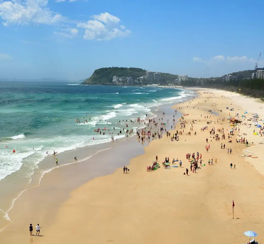 north-burleigh-beach-swimming